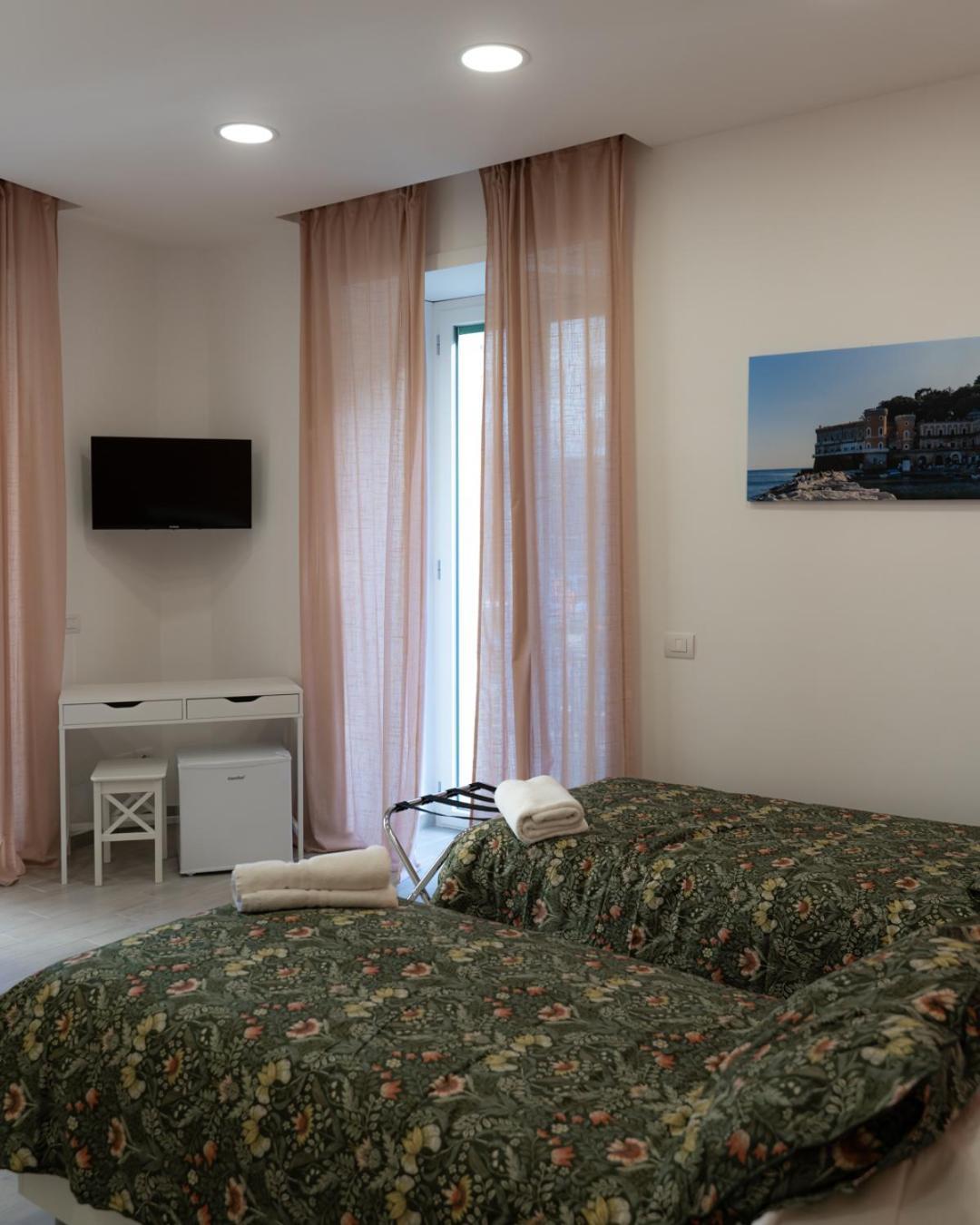Dimora Cavour Hotel Napoli Værelse billede